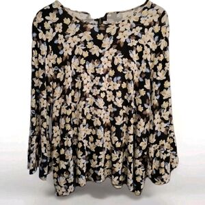 J. Jill Floral Top with 3/4 Flutter Sleeves Size L Petite